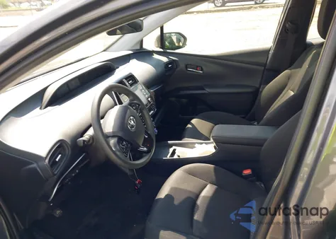 2022 Toyota Prius Le z USA, uszkodzony, nr VIN JTDKAMFU7N3188528